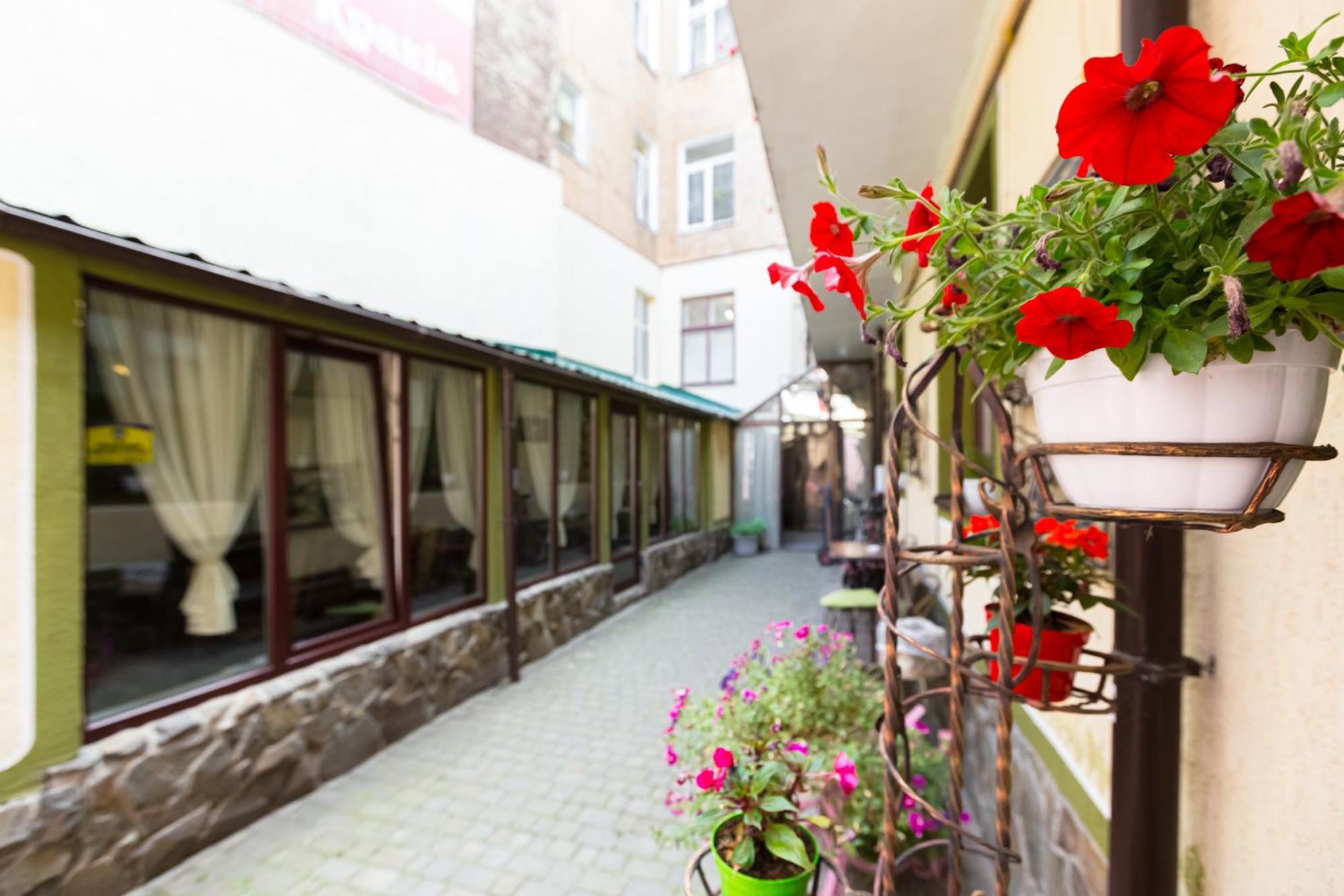 Staryi Krakiv Hotel Liov Exterior foto
